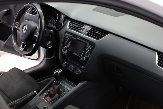 Skoda Octavia 17 of 23