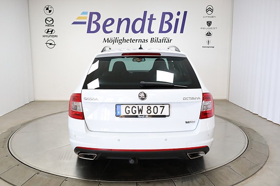 Skoda Octavia 8 of 23