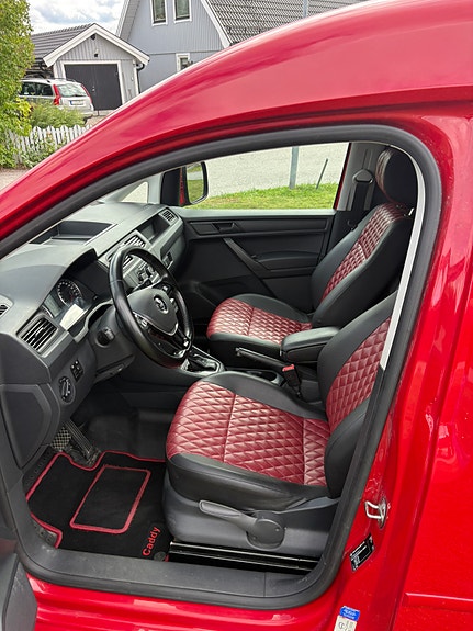 Volkswagen Caddy 4 of 4