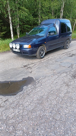 Volkswagen Caddy 3 of 5
