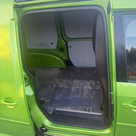 Volkswagen Caddy Alltrack 10 of 10