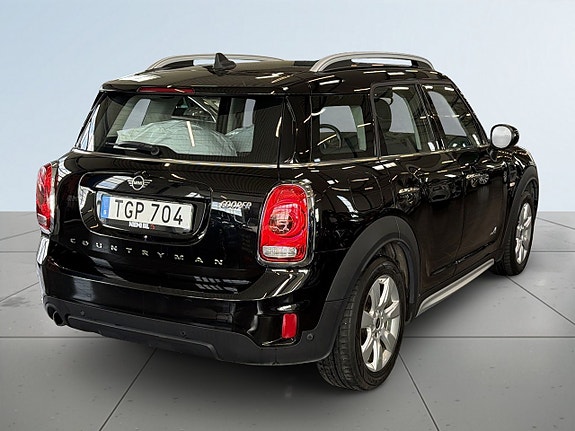 MINI Countryman Cooper 6 of 19