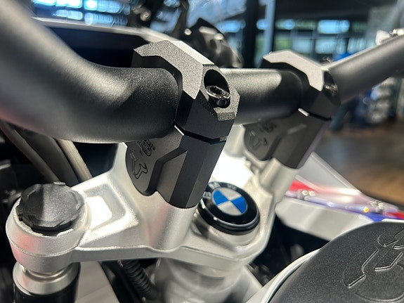 BMW R1250GSA /1369mil/Rallye/Väskor/Navigator 11 of 18