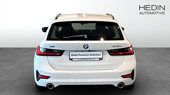 BMW 330e 7 of 9