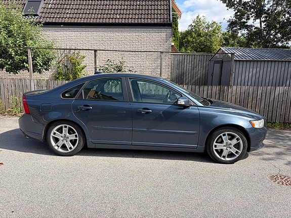 Volvo S40 4 of 14