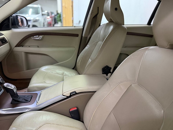 Volvo S80 11 of 17