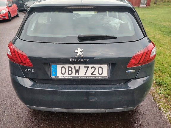 Peugeot 308 3 of 7