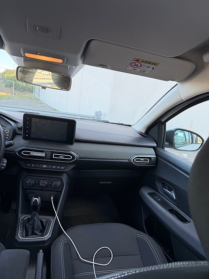 Dacia Sandero 9 of 15
