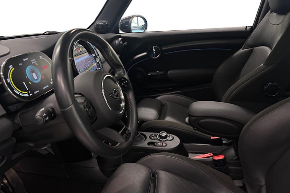MINI Cooper SE 12 of 18