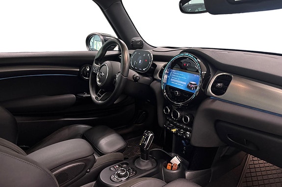 MINI Cooper SE 6 of 18
