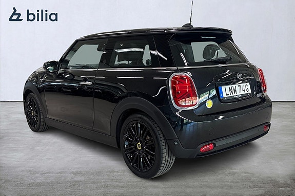 MINI Cooper SE 2 of 18