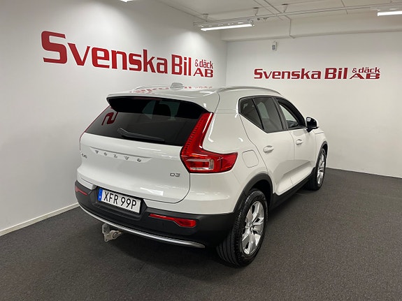 Volvo XC40 9 of 22