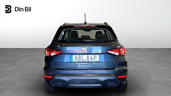 Seat Arona 5 of 12