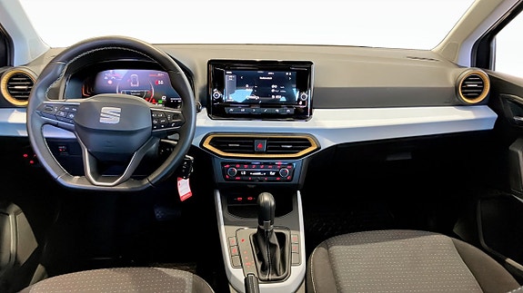Seat Arona 10 of 12