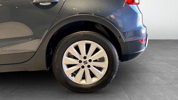 Seat Arona 6 of 12