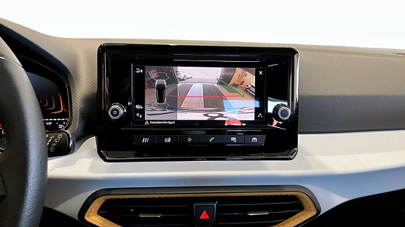 Seat Arona 9 of 12