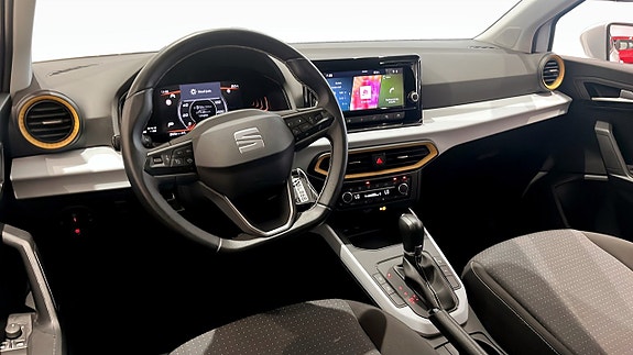 Seat Arona 9 of 11