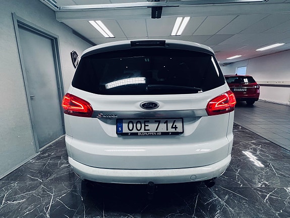 Ford S-MAX 5 of 26