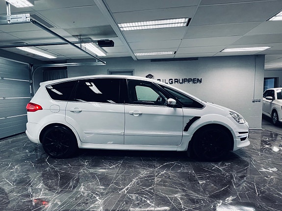 Ford S-MAX 3 of 26