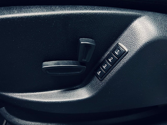 Ford S-MAX 25 of 26