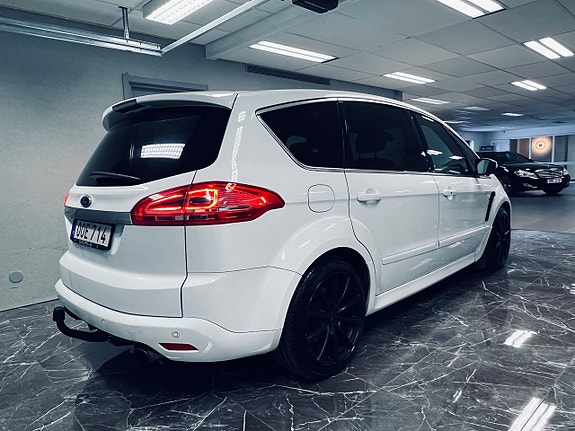 Ford S-MAX 4 of 26