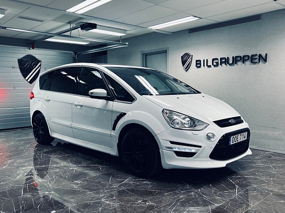 Ford S-MAX 2 of 26