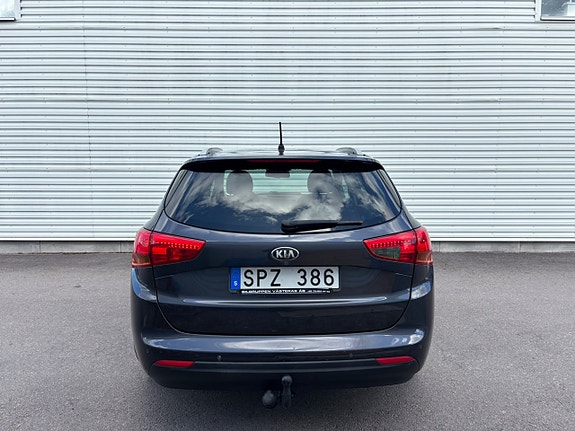 Kia Ceed 4 of 13