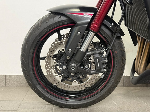 Kawasaki Z1000 Sugomi Edition 7 of 12