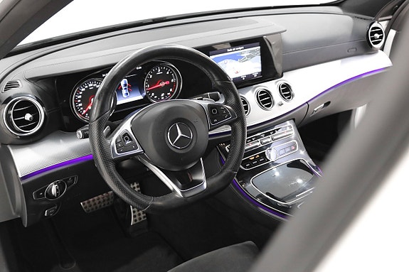 Mercedes-Benz E220 d 15 of 19