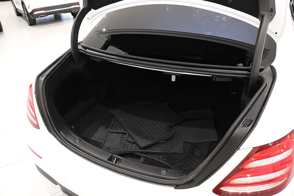 Mercedes-Benz E220 d 16 of 19