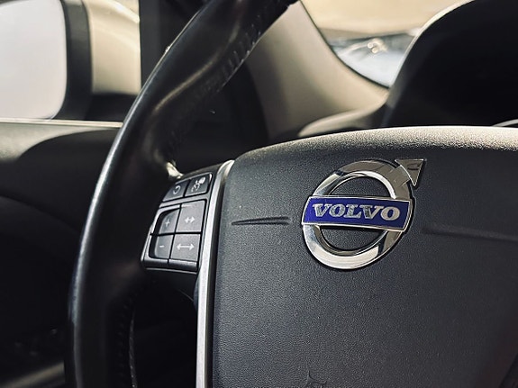 Volvo XC70 21 of 23