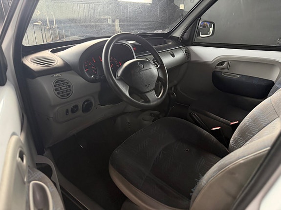 Renault Kangoo Express 5 of 11