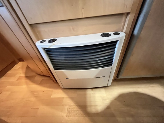 Knaus SÜdwind 500 / Barnkammare / 1370kg / 995kr/mån / 9 of 16