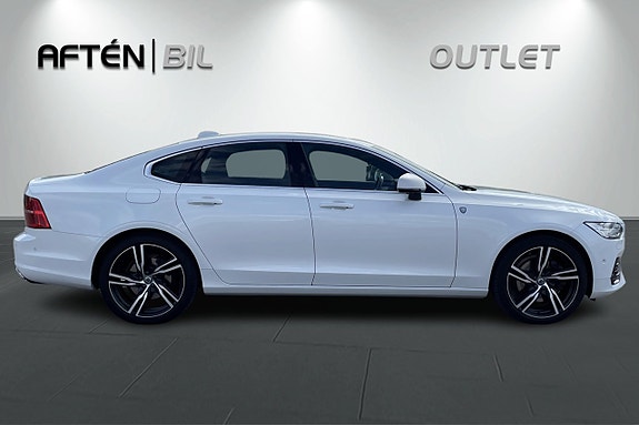 Volvo S90 6 of 30