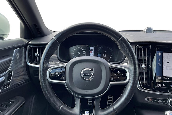 Volvo S90 13 of 30