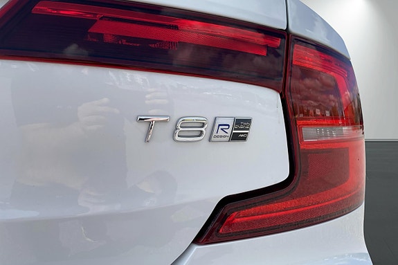 Volvo S90 21 of 30