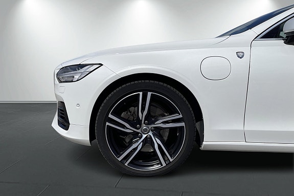 Volvo S90 11 of 30