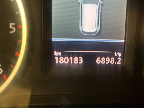Volkswagen Tiguan 16 of 22