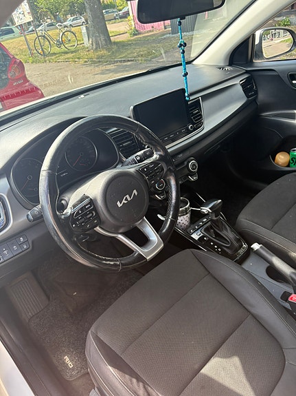 Kia Rio 7 of 7