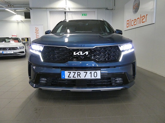 Kia Sorento 10 of 26