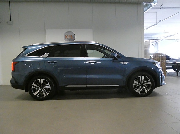 Kia Sorento 5 of 26