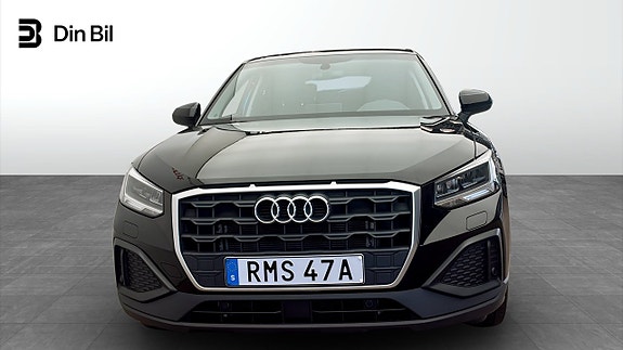 Audi Q2 4 of 12