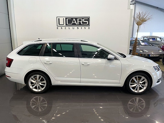 Skoda Octavia 2 of 21