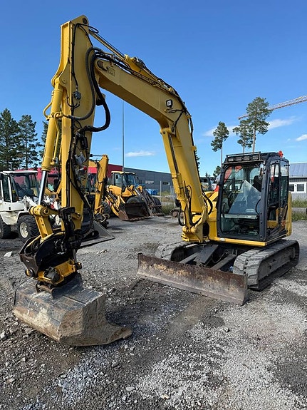New Holland E85 minigrävare 319.000:- 4 of 12