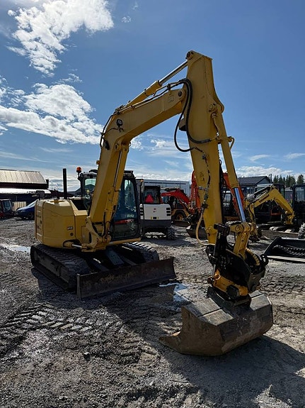 New Holland E85 minigrävare 319.000:- 2 of 12