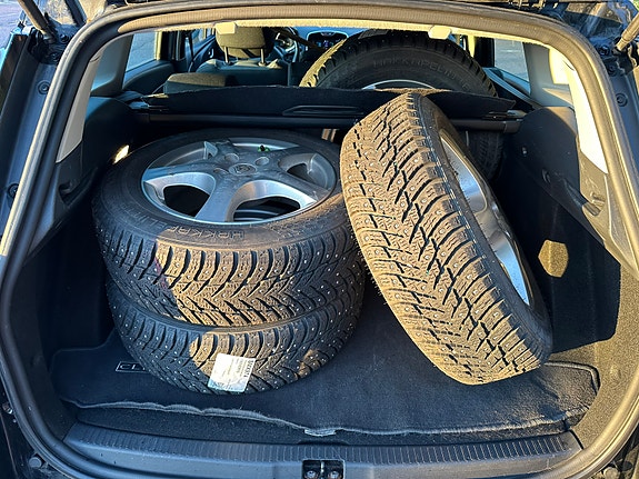 Renault Clio 9 of 11