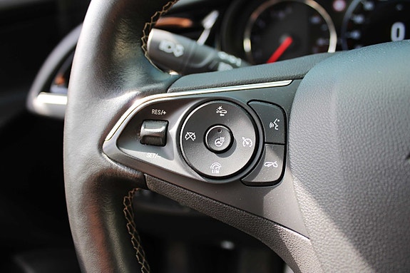 Opel Insignia 9 of 13