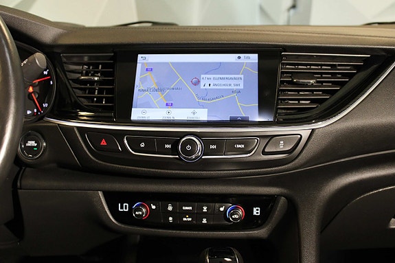 Opel Insignia 16 of 27