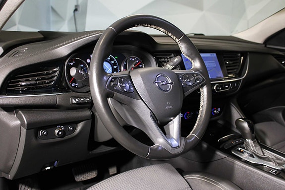 Opel Insignia 15 of 27