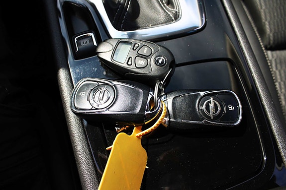 Opel Insignia 13 of 13